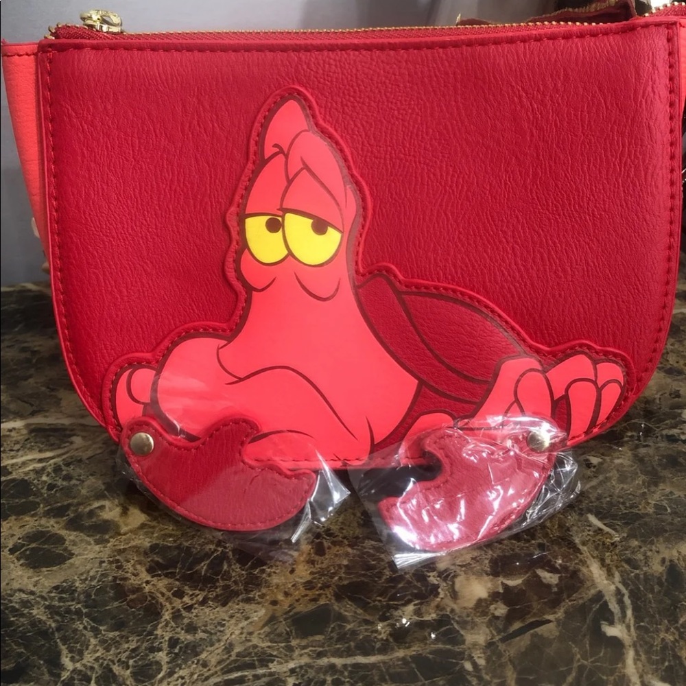 SOLD Loungefly fanny pack